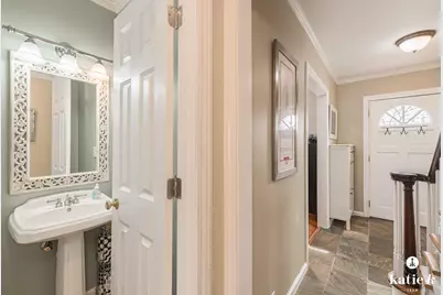 2437 Elmwood Drive SE, East Grand Rapids, MI 49506 - Photo 18