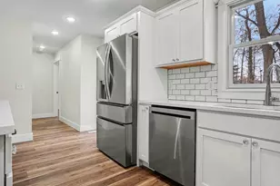 1146 Oaklea St, Muskegon, MI 49442 - Photo 8