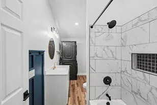 420 Pine St, Howard City, MI 49329 - Photo 20