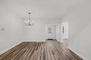 420 Pine St, Howard City, MI 49329 - Photo 16