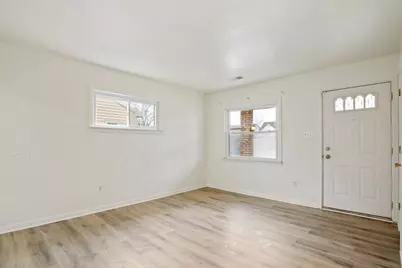 6331 Helen Street, Garden City, MI 48135 - Photo 6