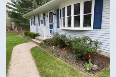 3825 Jupiter Avenue NE, Grand Rapids, MI 49525 - Photo 2