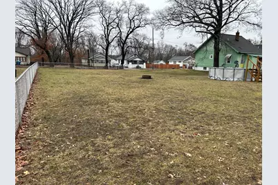 549 Adams Avenue, Muskegon, MI 49442 - Photo 2