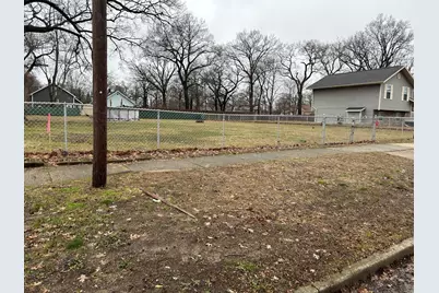 549 Adams Avenue, Muskegon, MI 49442 - Photo 4