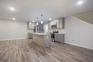 883 Main St, Holland, MI 49423 - Photo 10