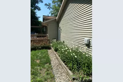 306 Davis Street, Paw Paw, MI 49079 - Photo 30