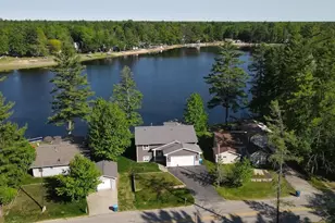 3382 Pinecrest Dr, Gladwin, MI 48624 - Photo 8