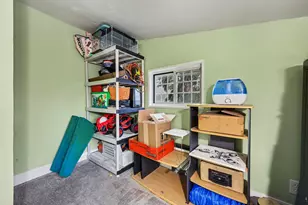 1945 Galewood Ave SW, Wyoming, MI 49509 - Photo 20