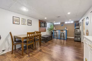 8860 Cherrylawn Dr, Sterling Heights, MI 48313 - Photo 20