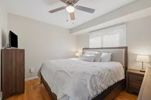 8860 Cherrylawn Dr, Sterling Heights, MI 48313 - Photo 12