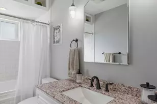 8860 Cherrylawn Dr, Sterling Heights, MI 48313 - Photo 16