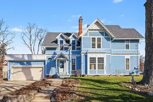 706 Bloomfield Blvd, Jackson, MI 49203 - Photo 1