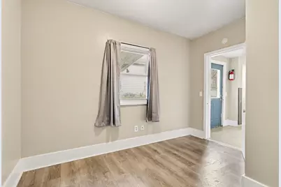 210 W Bennett Street, Three Rivers, MI 49093 - Photo 16