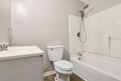 210 W Bennett Street, Three Rivers, MI 49093 - Photo 12