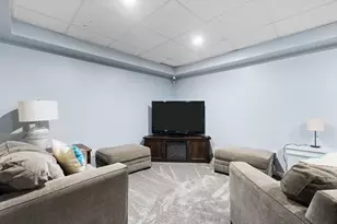 122 Burwyck Park Dr, Saline, MI 48176 - Photo 32