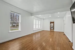 234 W Pleasant St, Watervliet, MI 49098 - Photo 16