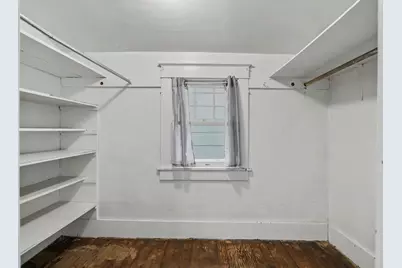 234 W Pleasant Street, Watervliet, MI 49098 - Photo 12