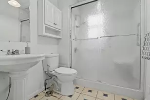 234 W Pleasant St, Watervliet, MI 49098 - Photo 10