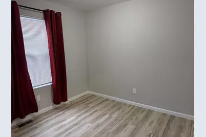 556 E Barney Avenue, Muskegon, MI 49444 - Photo 18