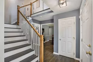 9180 Yorkshire Dr, Saline, MI 48176 - Photo 4