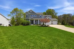 6342 Eaglewood Dr, Hudsonville, MI 49426 - Photo 2