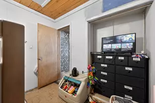 7559 Toepfer Rd, Warren, MI 48091 - Photo 12