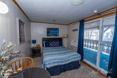 104 W Houghton Lake Drive, Prudenville, MI 48651 - Photo 32