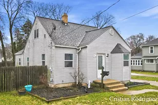 2232 Avon Ave SW, Wyoming, MI 49519 - Photo 2