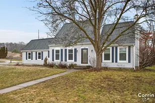 4185 Cummings Ct NW, Grand Rapids, MI 49534 - Photo 2