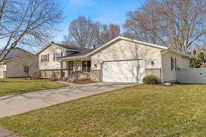1335 Sierra Avenue NW, Grand Rapids, MI 49534 - Photo 2
