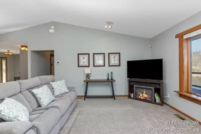 15342 W Almy, Howard City, MI 49329 - Photo 10