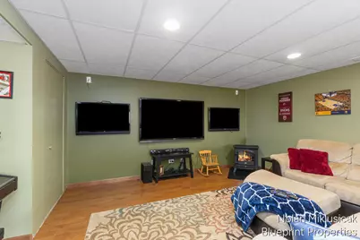 15342 W Almy, Howard City, MI 49329 - Photo 36