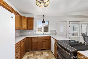 1075 Amberwood W Dr SW, Byron Center, MI 49315 - Photo 16