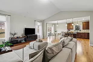 633 Marblewood Ln, Saline, MI 48176 - Photo 12