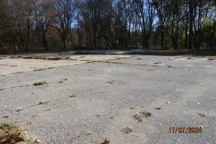 893 W Territorial Road W, Battle Creek, MI 49015 - Photo 1