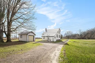 53987 Pioneer St, Marcellus, MI 49067 - Photo 6