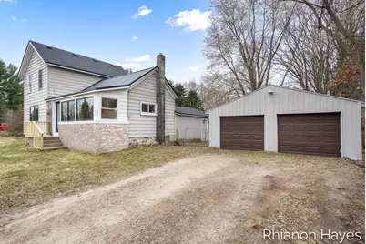 12471 Harvard Avenue NE, Cedar Springs, MI 49319 - Photo 2