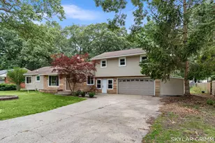 1924 Maryland Blvd, Norton Shores, MI 49441 - Photo 2