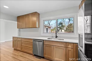 1924 Maryland Blvd, Norton Shores, MI 49441 - Photo 10