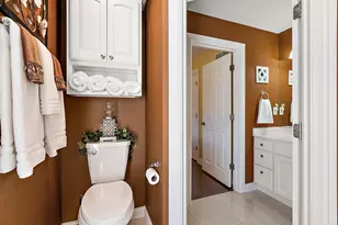 5052 S Dickinson Ct, Saint Joseph, MI 49085 - Photo 32