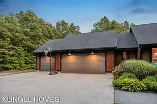 13698 Stearns Ct, Grand Haven, MI 49417 - Photo 38