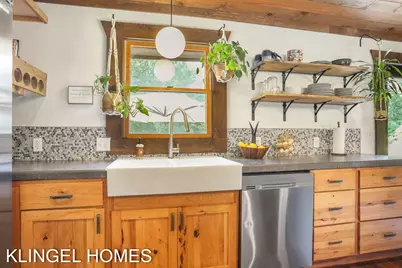 13698 Stearns Court, Grand Haven, MI 49417 - Photo 10