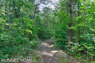 13698 Stearns Ct, Grand Haven, MI 49417 - Photo 44