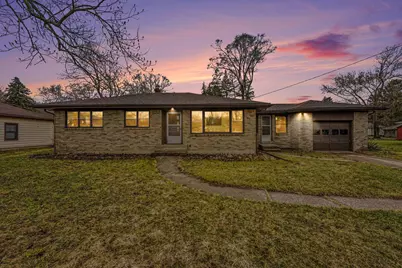 896 Bailey Park Drive NE, Grand Rapids, MI 49525 - Photo 2