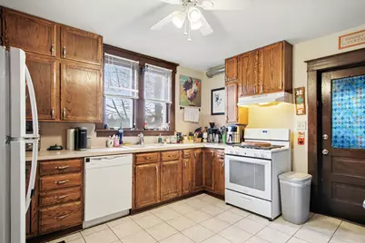 558 Carrier Street NE, Grand Rapids, MI 49505 - Photo 8