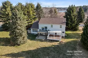 2755 Arbor Chase Dr NE, Grand Rapids, MI 49525 - Photo 8