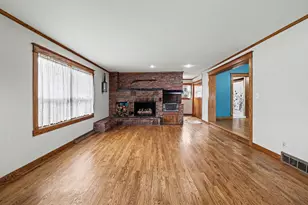 802 N Emily St, Ludington, MI 49431 - Photo 10