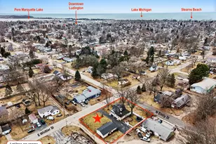 802 N Emily St, Ludington, MI 49431 - Photo 2