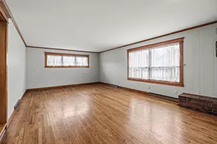 802 N Emily St, Ludington, MI 49431 - Photo 8