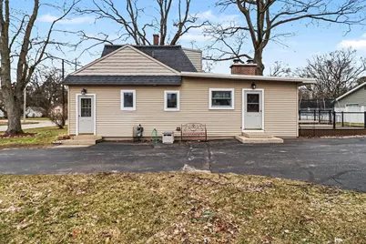 802 N Emily Street, Ludington, MI 49431 - Photo 4